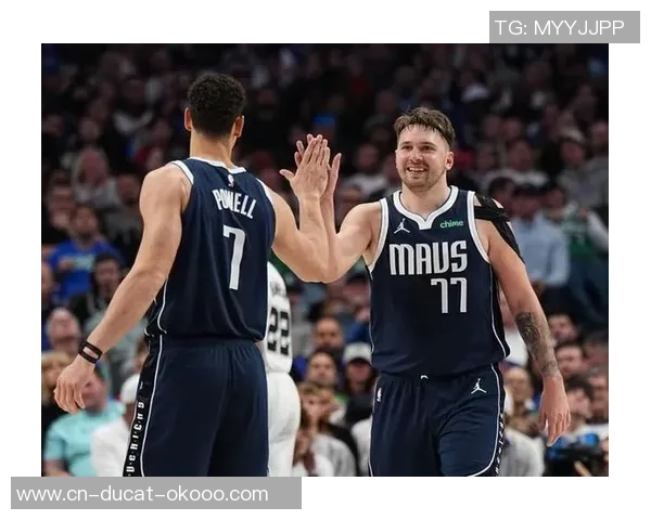 效能达拉斯超越11年，跨过3代中心，曝独行侠鲍威尔赛季完毕退役